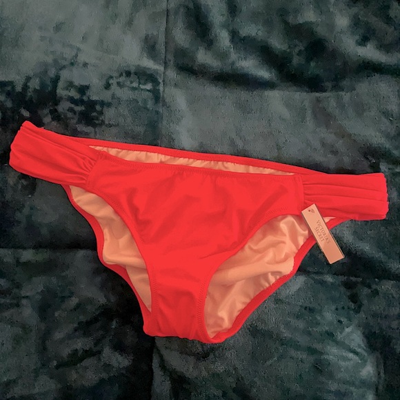 NWT Victoria’s Secret Swim Knockout Bikini - Picture 2 of 6